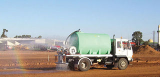 Water cartage truck